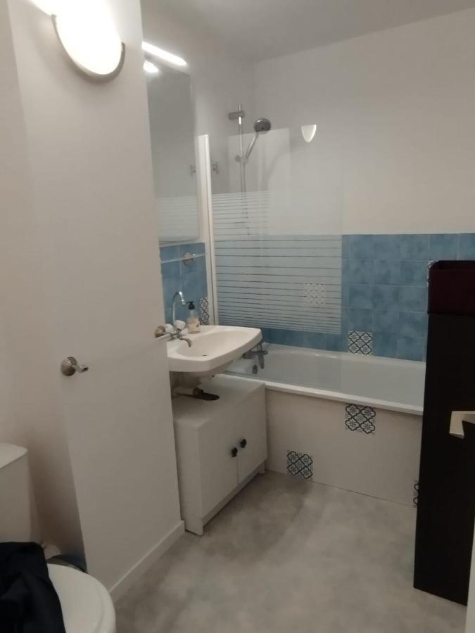 Cottage A 2 Mn A Pied De La Mer 玛维尔弗朗斯维尔 外观 照片