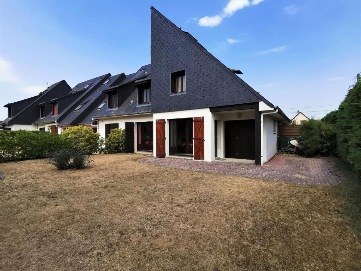 Cottage A 2 Mn A Pied De La Mer 玛维尔弗朗斯维尔 外观 照片